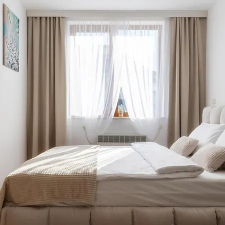 Pirin Sense Mountain Escape - - Free Parking Μπάνσκο